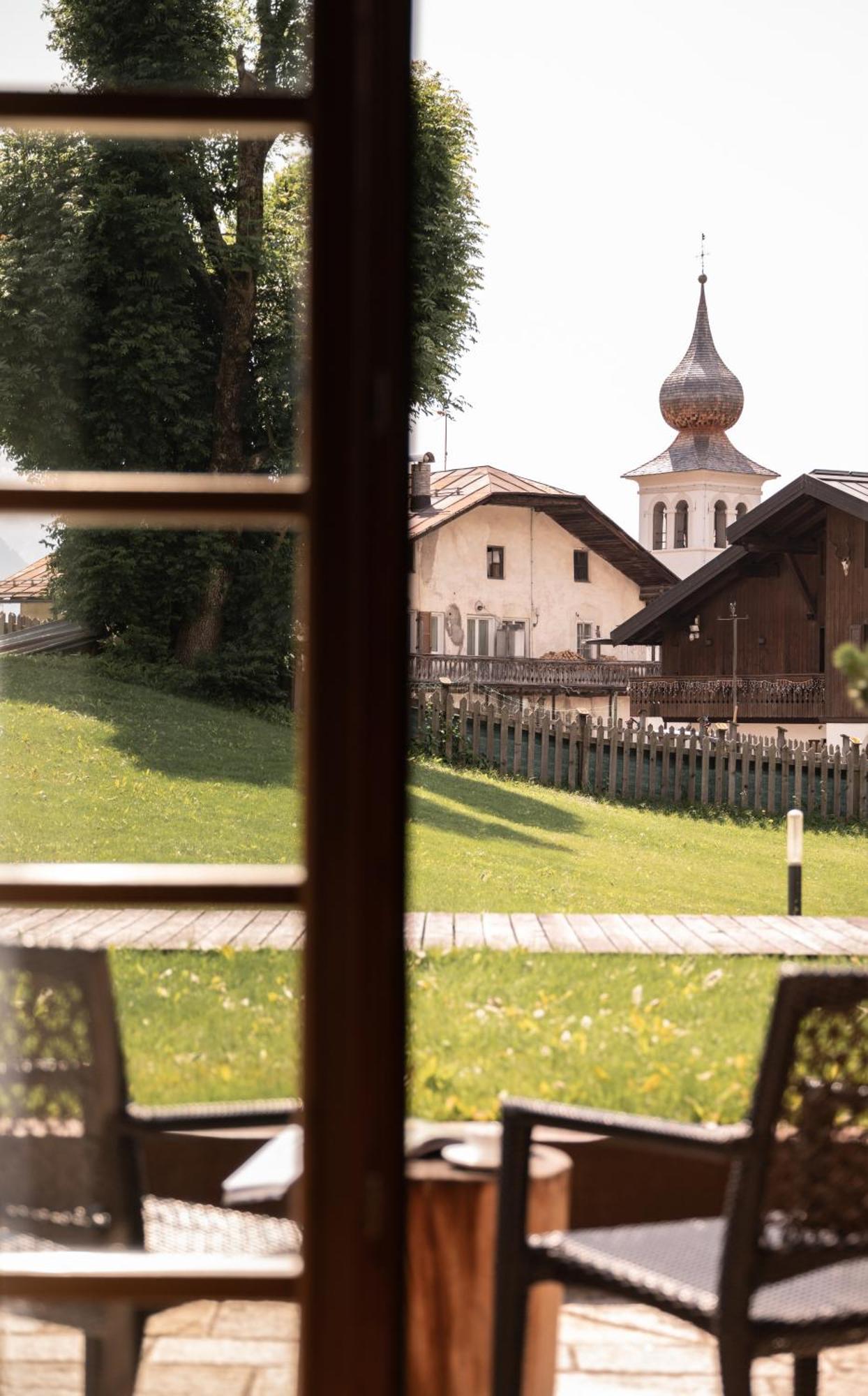 Rosapetra Spa Resort - Small Luxury Hotels Of The World Cortina d'Ampezzo Buitenkant foto
